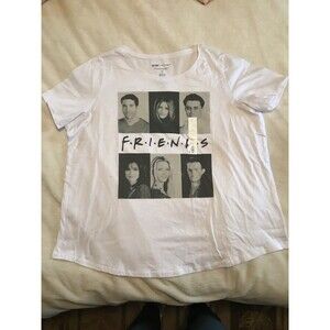 EVRI size 1x white short sleeve "Friends" t-shirt tunic women NWT Cotton blend￼